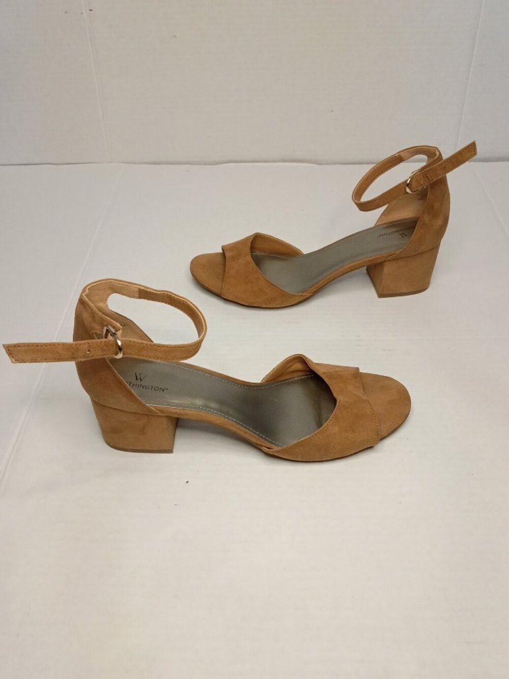 Worthington Ischia Tan Faux Suede Ankle Strap Block Heel Sandals Size 9.5M - Picture 2 of 7